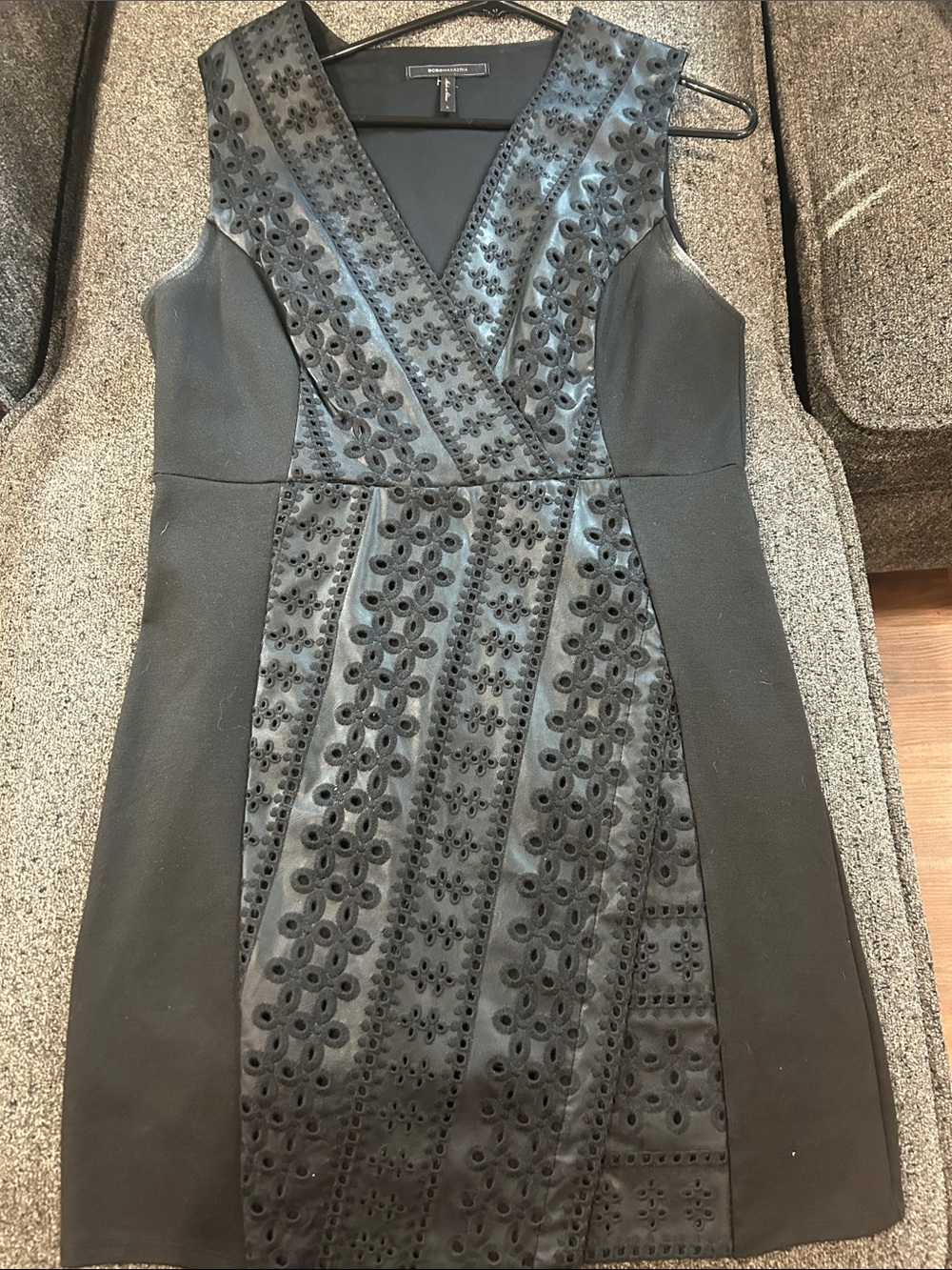 BCBGMaxAzria Black Sleeveless V-Neck Embroidered Sheath Dress